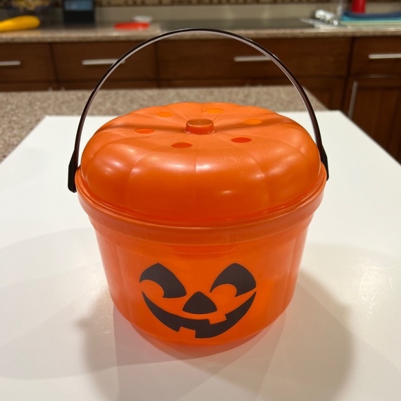 McDonald's Toys Vintage Mcdonalds 986 Halloween Pumpkin Happy Meal